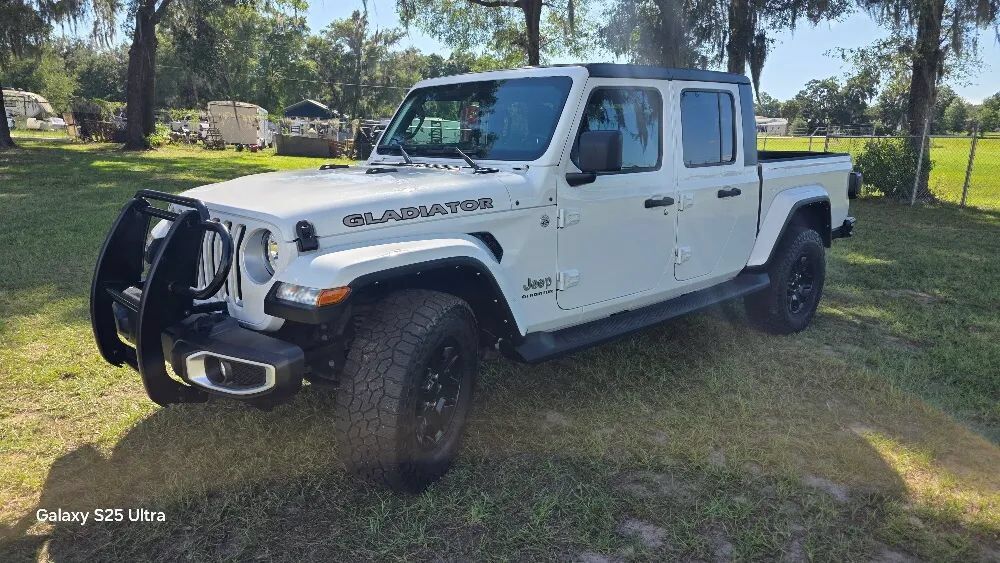 2021 JEEP Gladiator