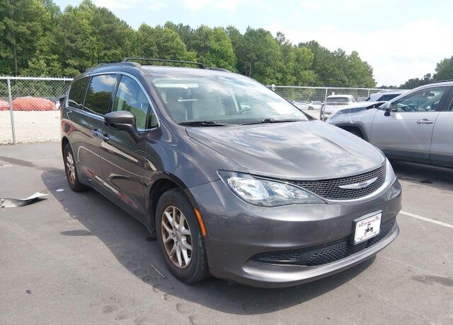 2021 CHRYSLER Voyager