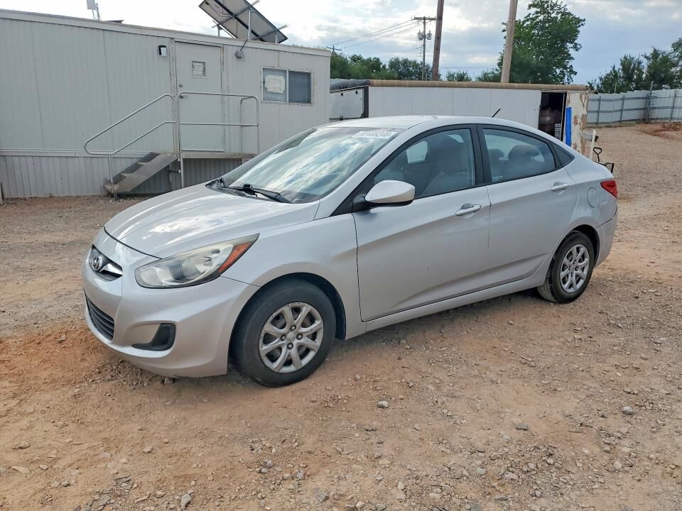 2014 HYUNDAI Accent