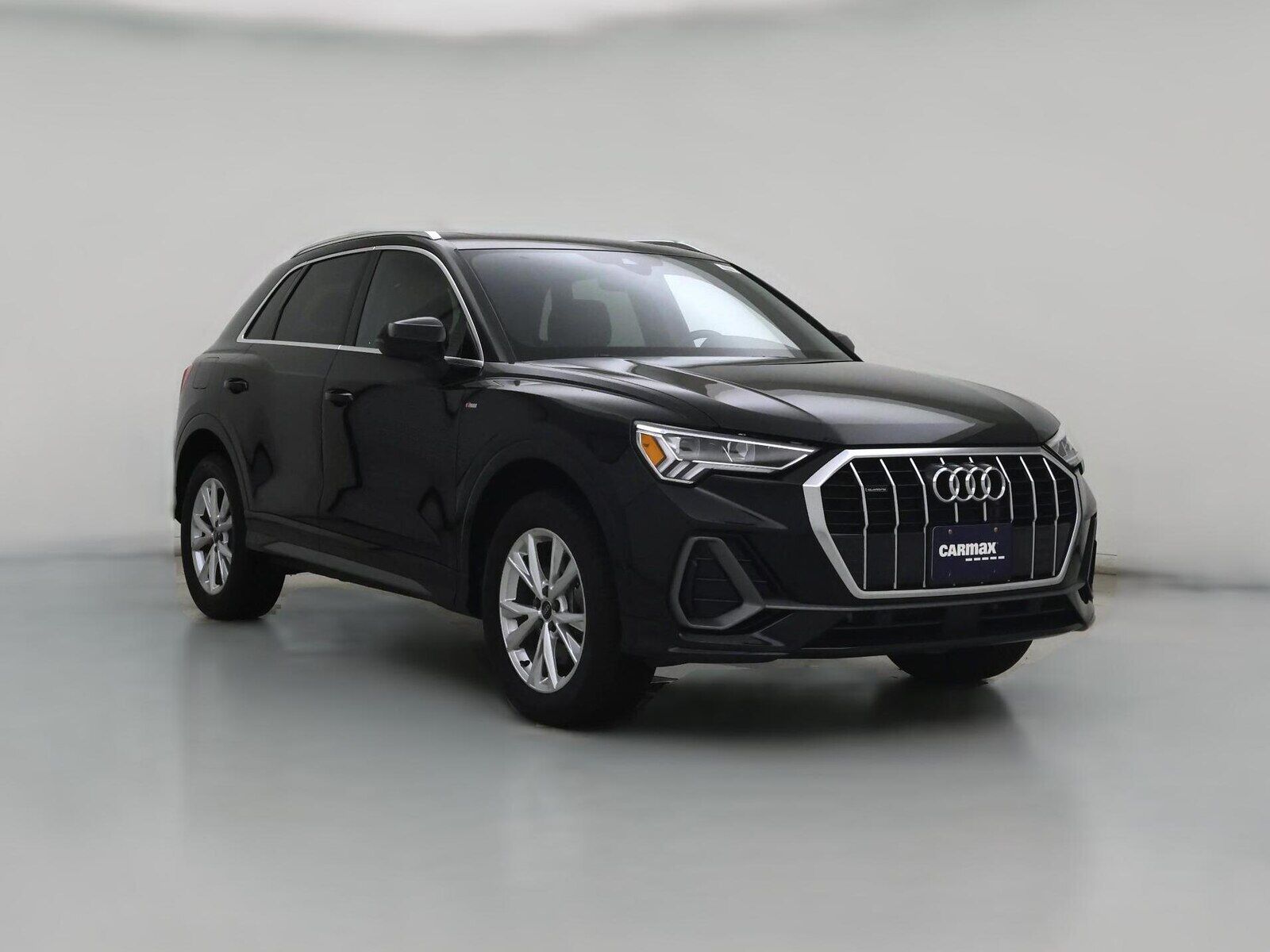 2023 AUDI Q3