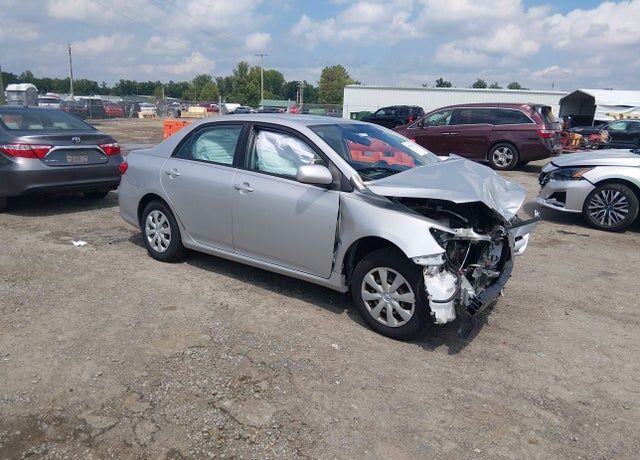 2011 TOYOTA Corolla