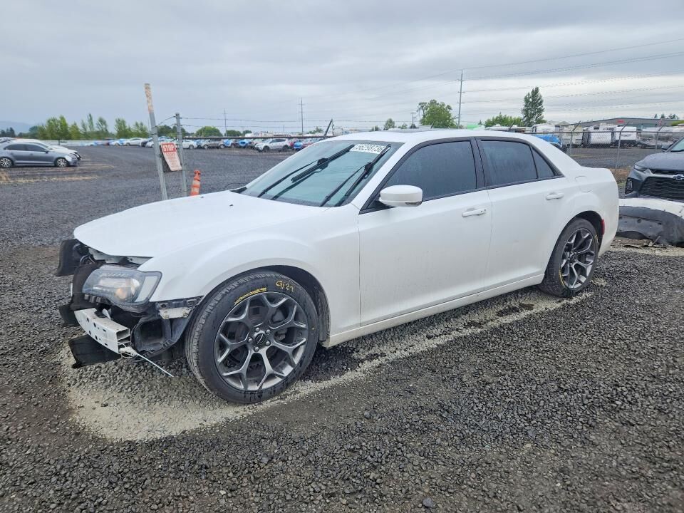 2016 CHRYSLER 300