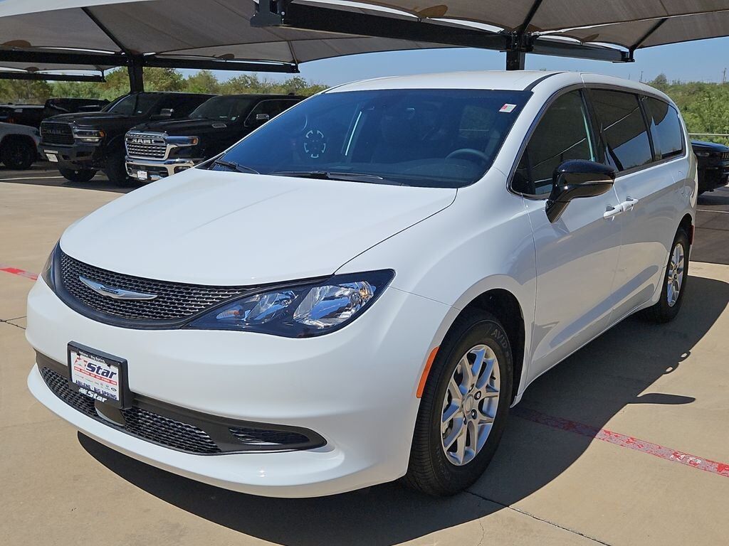 2027 CHRYSLER Voyager