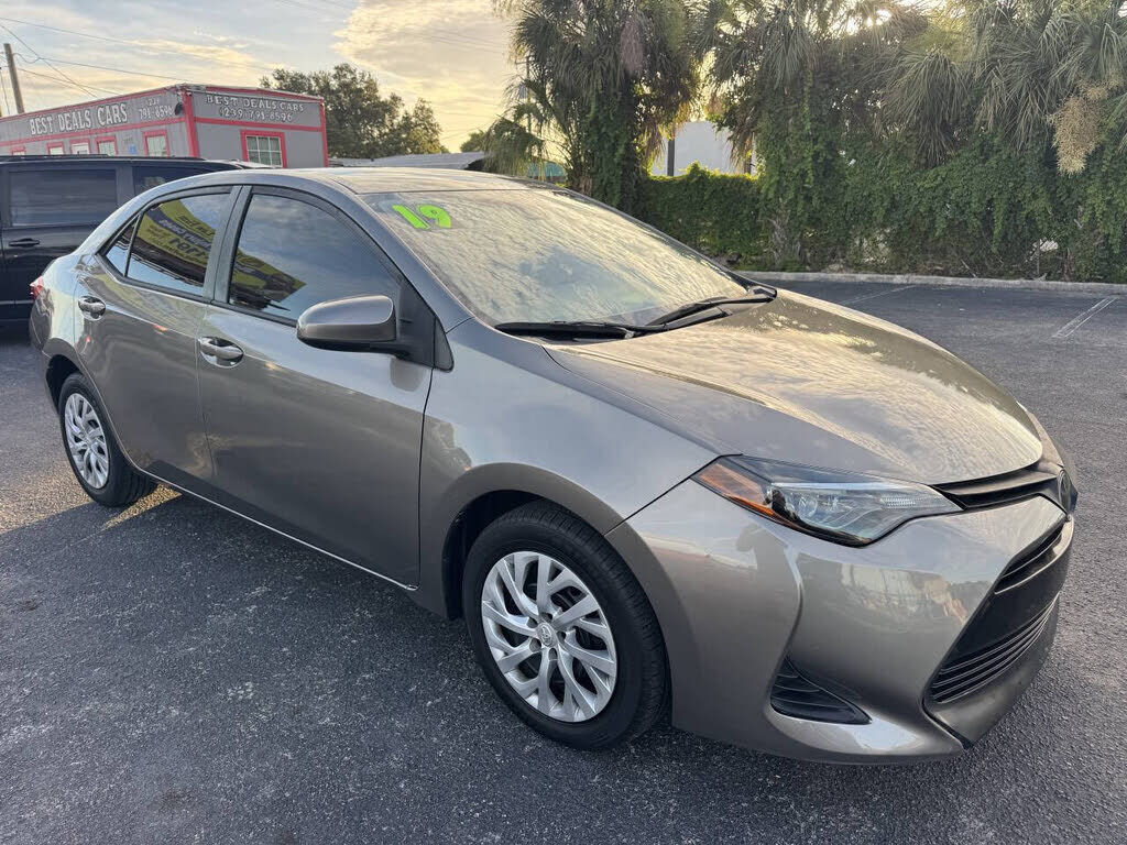 2019 TOYOTA Corolla
