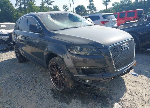 2011 AUDI Q7