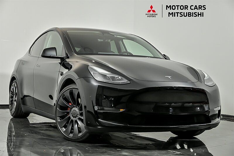 2022 TESLA Model Y