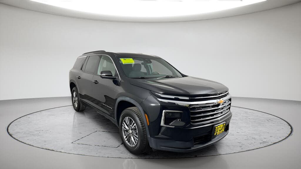 2024 CHEVROLET Traverse