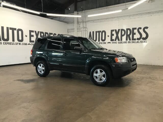 2004 FORD Escape