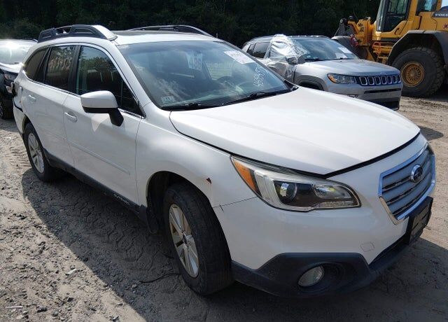 2016 SUBARU Outback