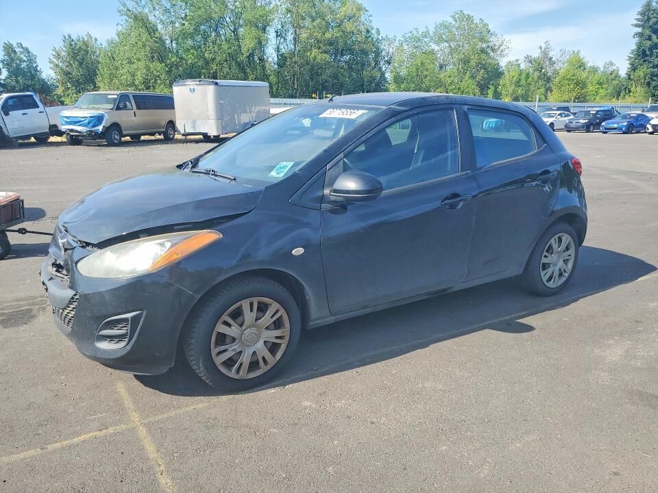 2013 MAZDA Mazda2