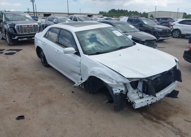 2020 CHRYSLER 300