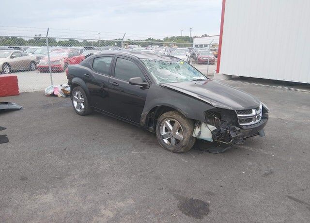 2014 DODGE Avenger