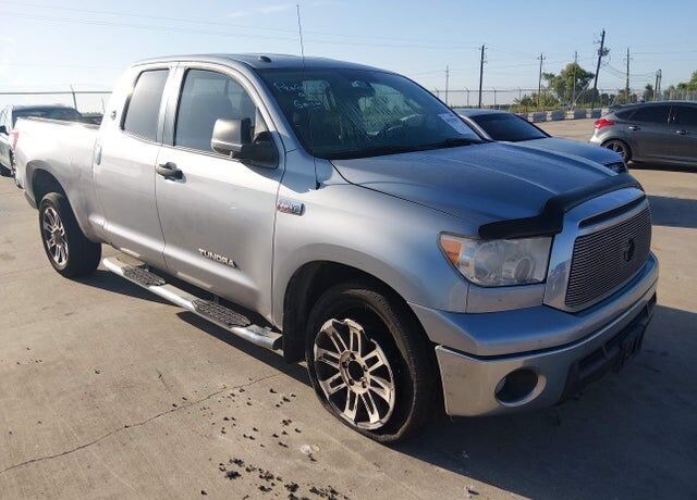 2012 TOYOTA Tundra