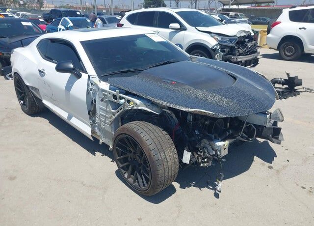 2017 CHEVROLET Camaro