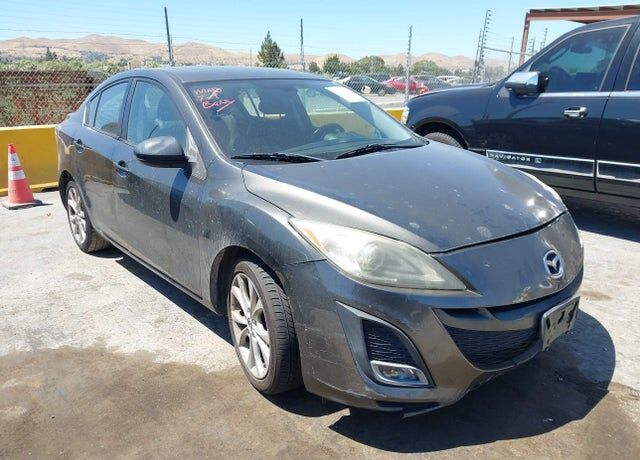 2010 MAZDA Mazda3