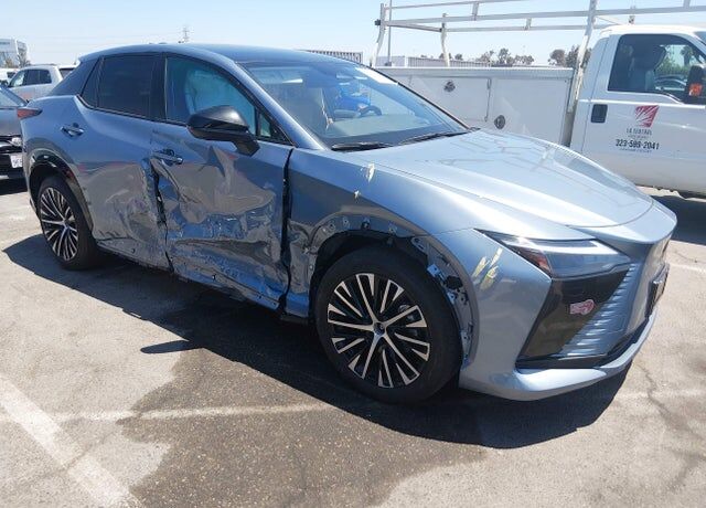 2023 LEXUS RZ 450e