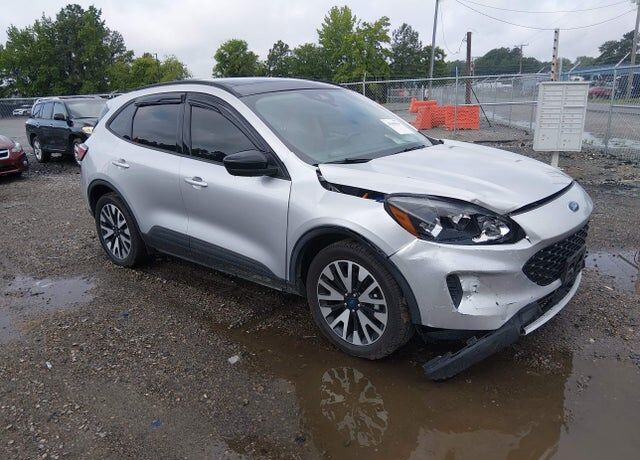 2020 FORD Escape