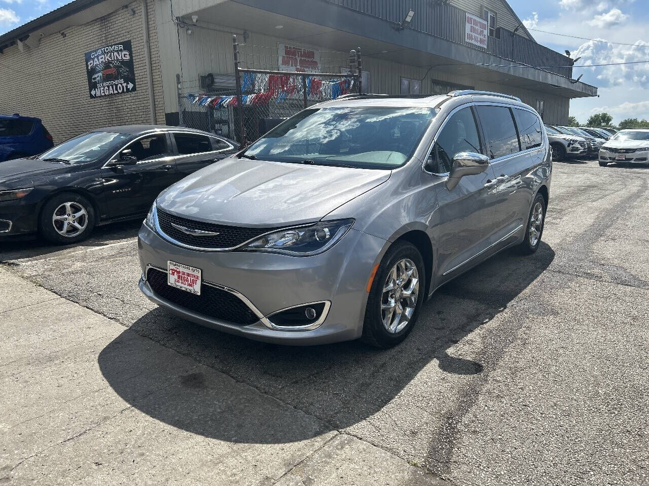 2017 CHRYSLER Pacifica