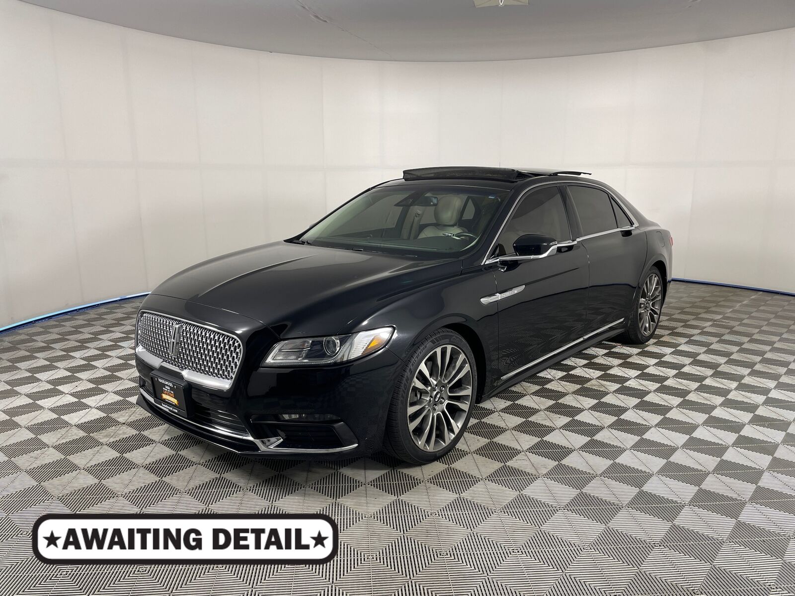 2017 LINCOLN Continental