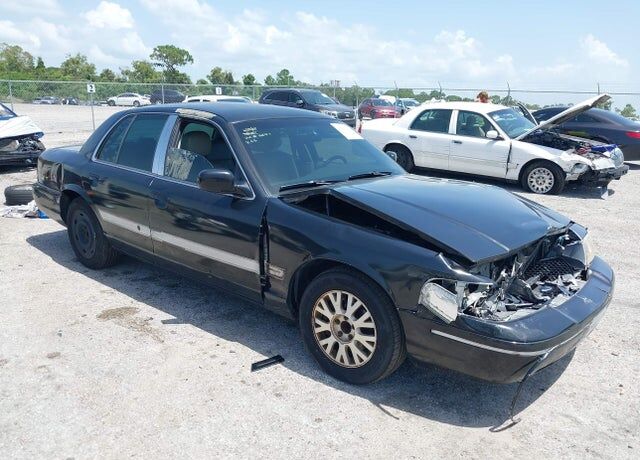 2003 FORD Crown Victoria