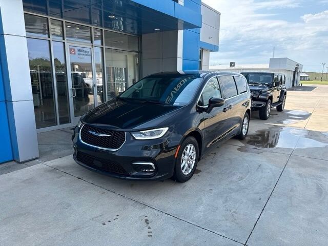 2023 CHRYSLER Pacifica
