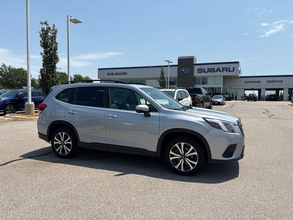 2023 SUBARU Forester