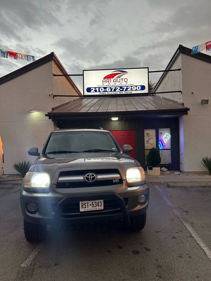 2006 TOYOTA Sequoia