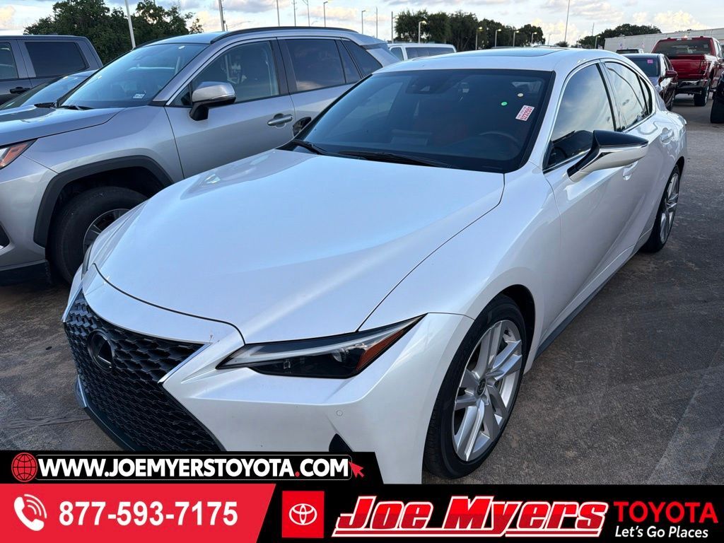 2024 LEXUS IS