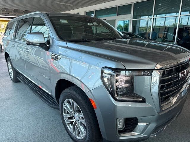 2023 GMC Yukon XL