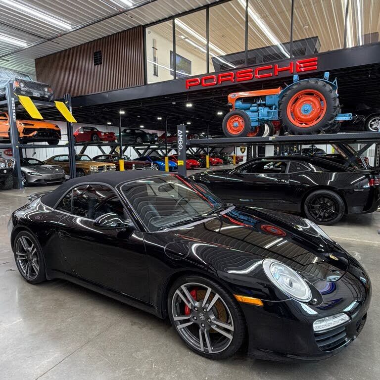 2011 PORSCHE 911