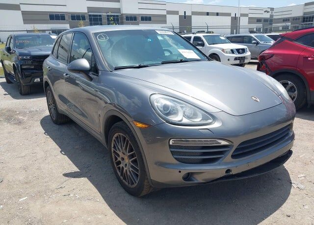 2013 PORSCHE Cayenne