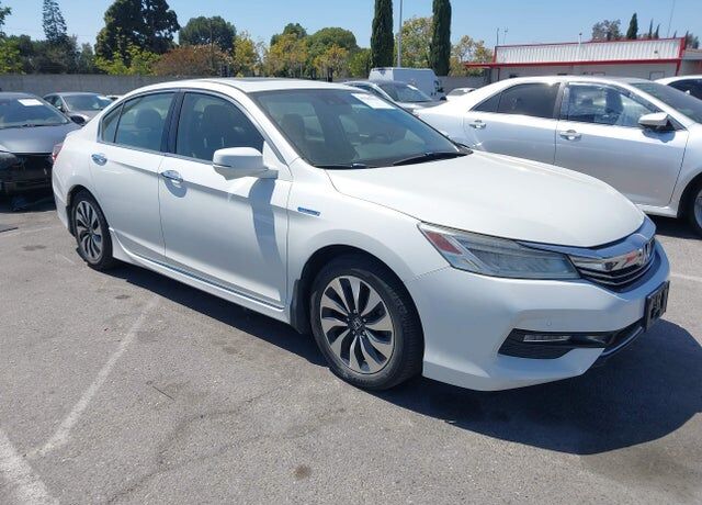 2017 HONDA Accord