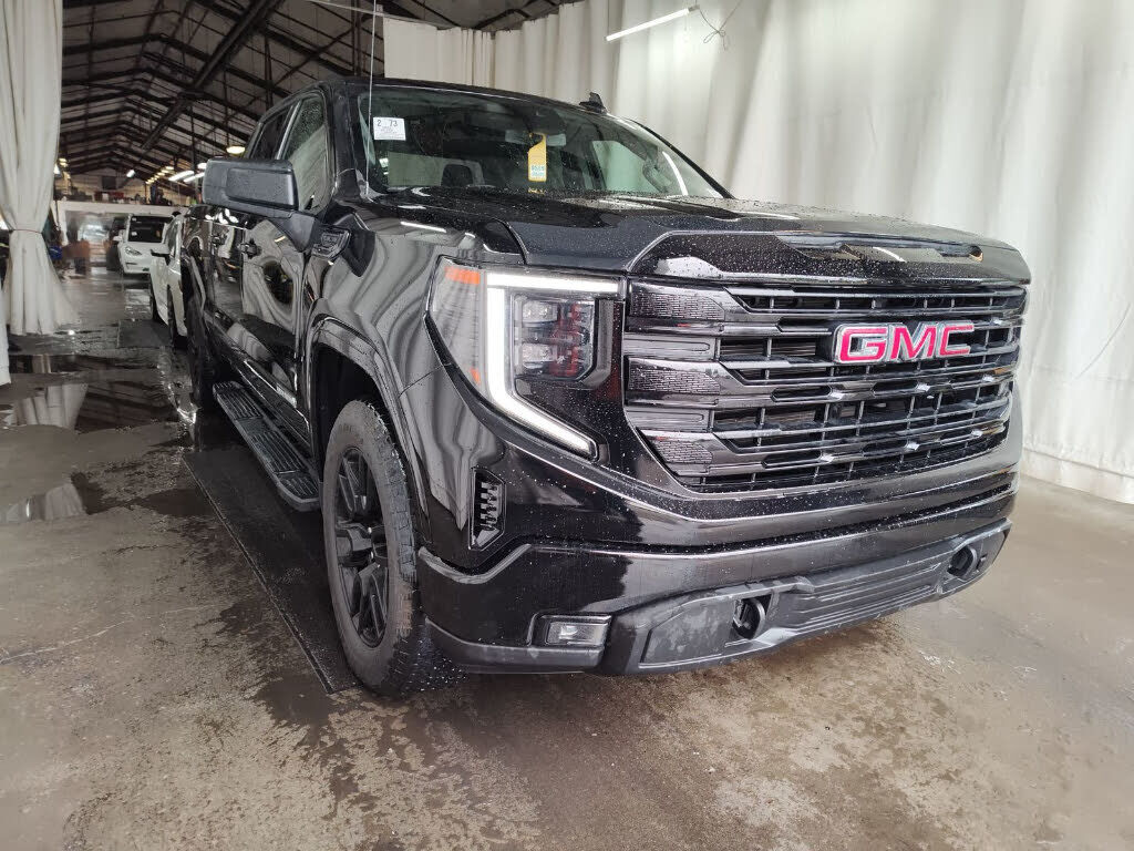 2023 GMC Sierra