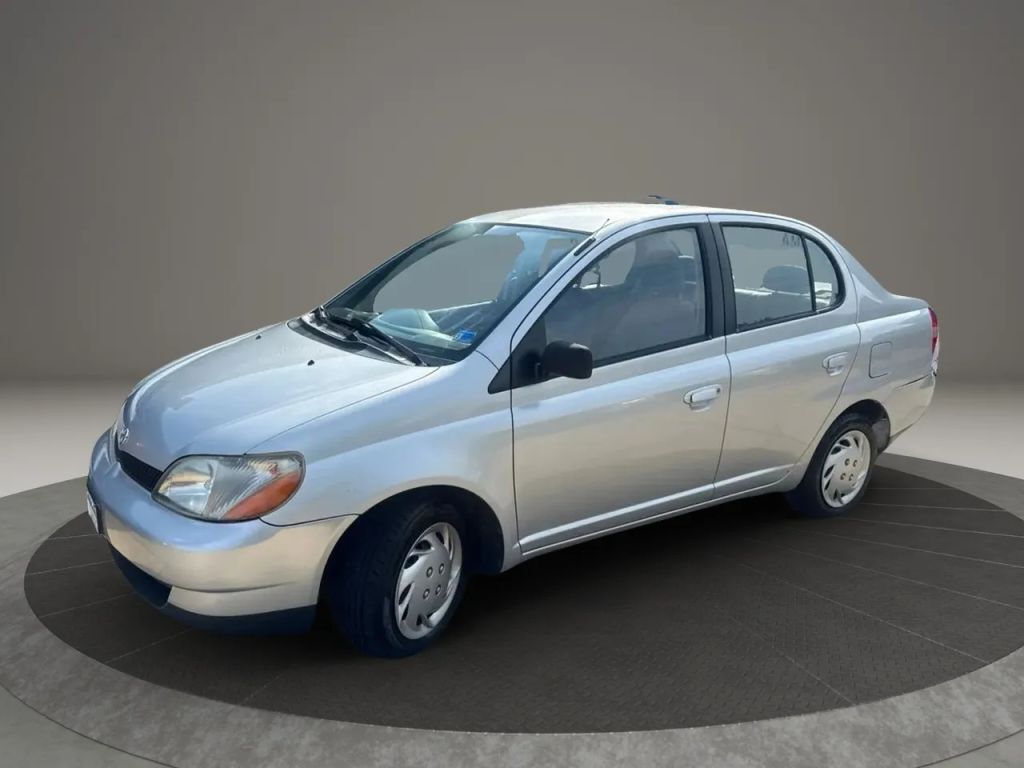 2002 TOYOTA Echo