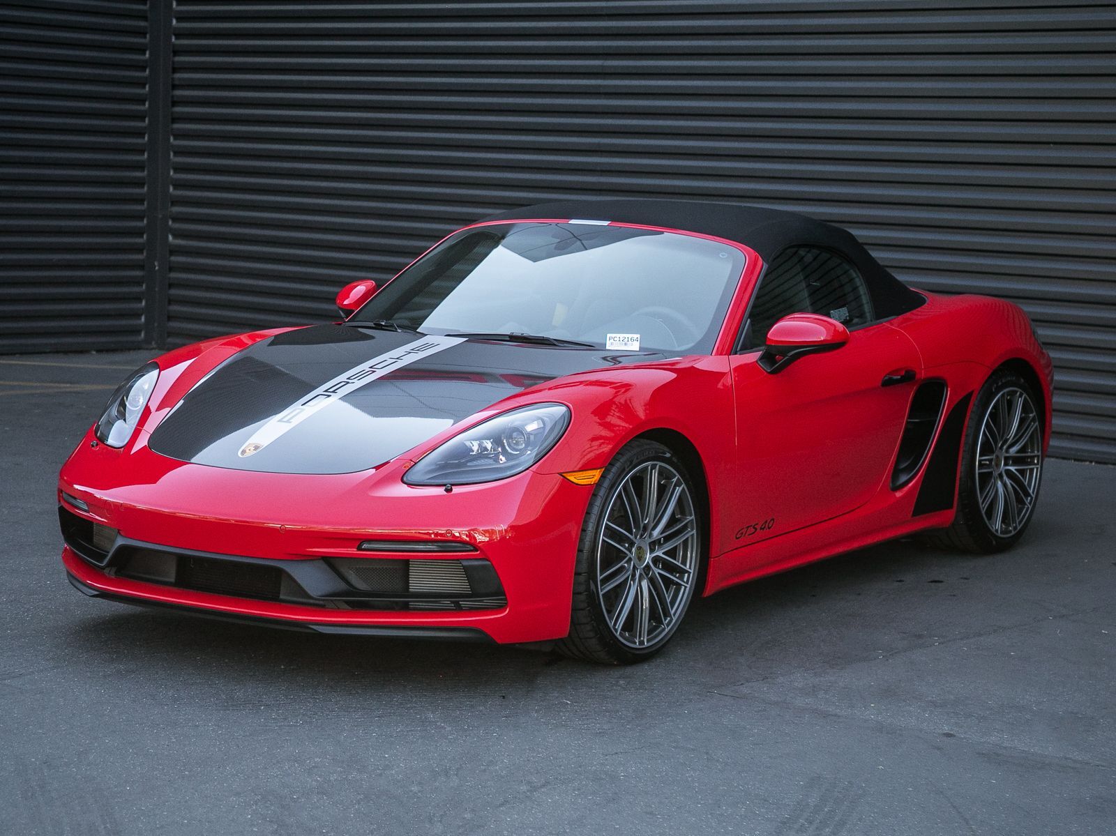 2025 PORSCHE 718