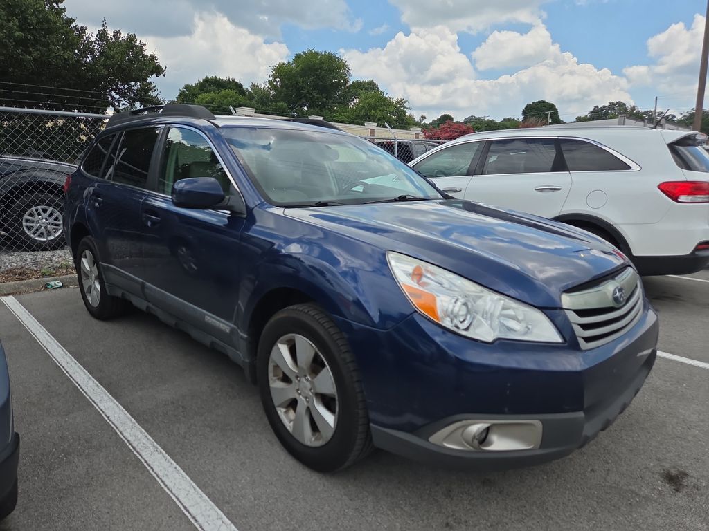 2011 SUBARU Outback