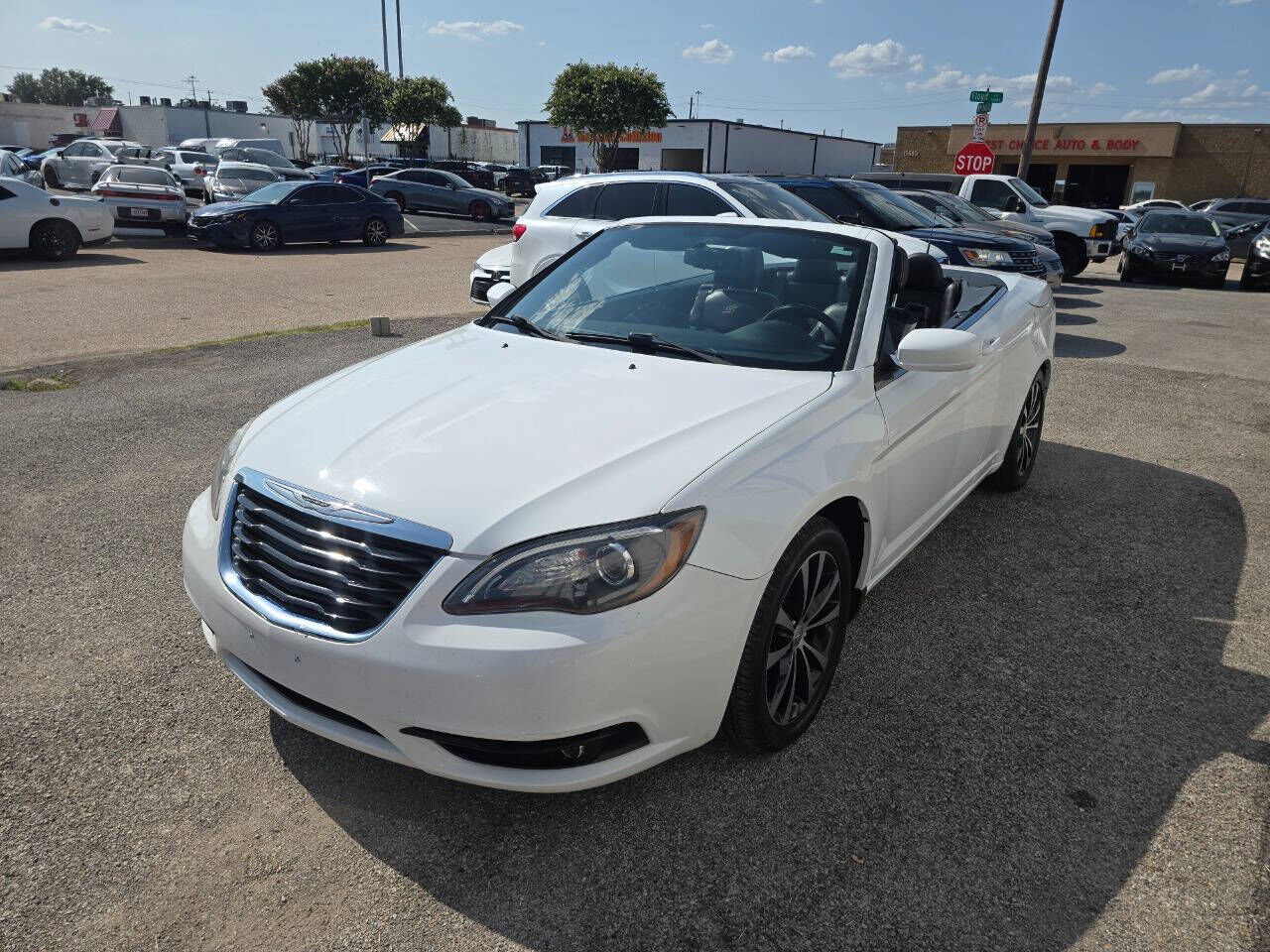 2011 CHRYSLER 200