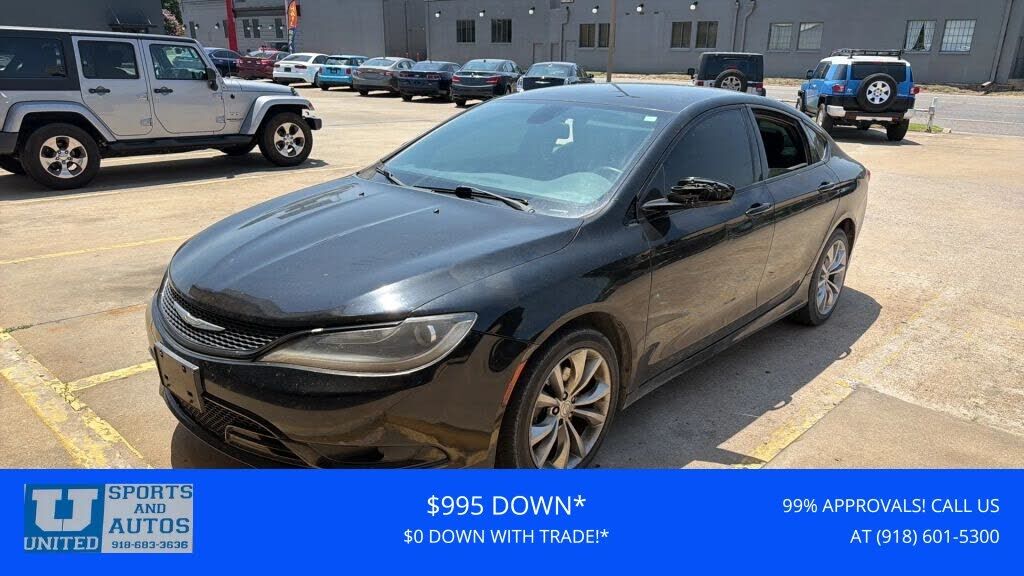 2016 CHRYSLER 200