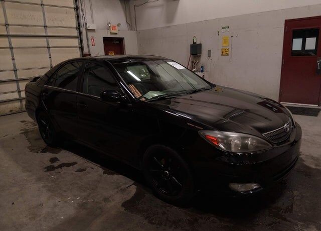 2002 TOYOTA Camry