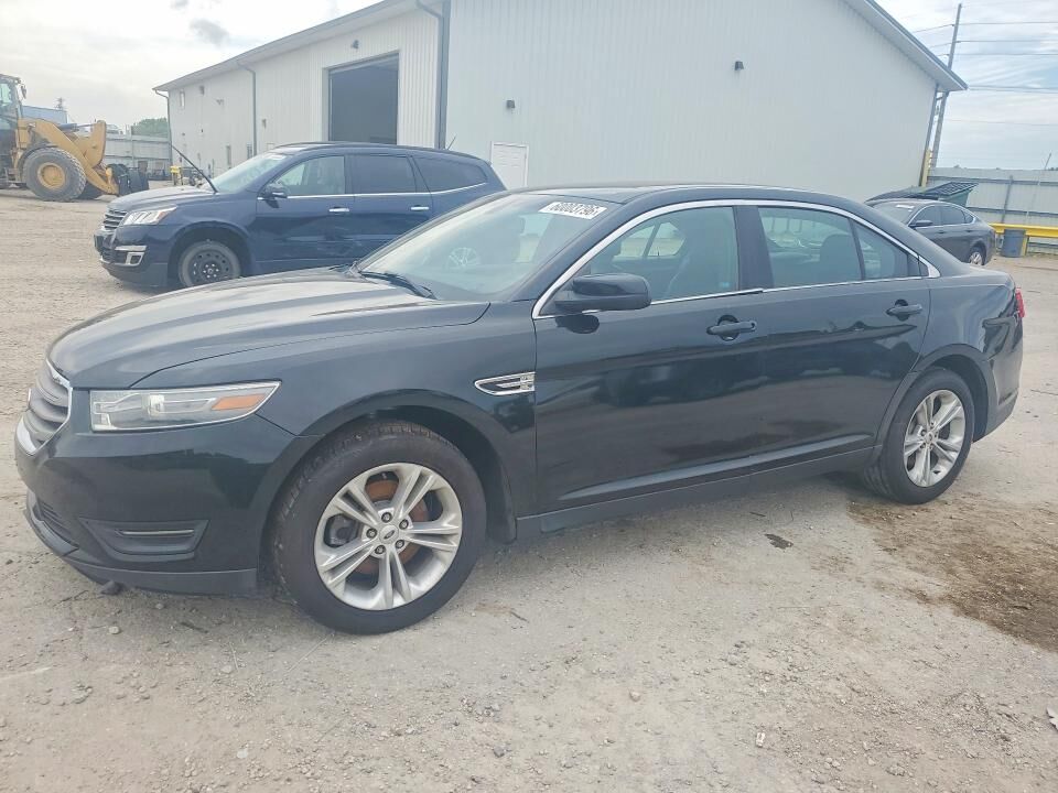 2013 FORD Taurus