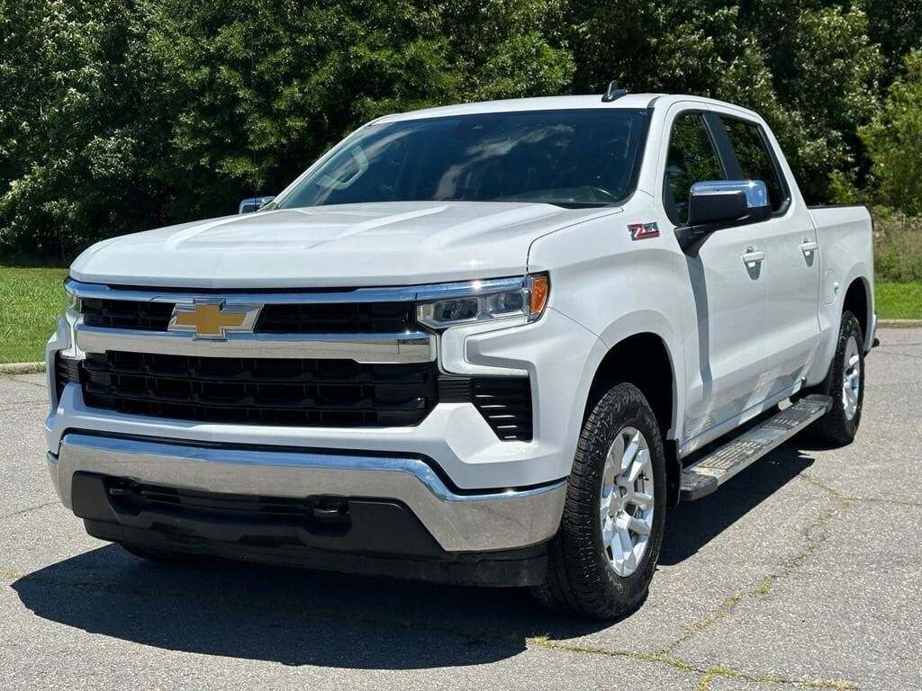 2025 CHEVROLET Silverado