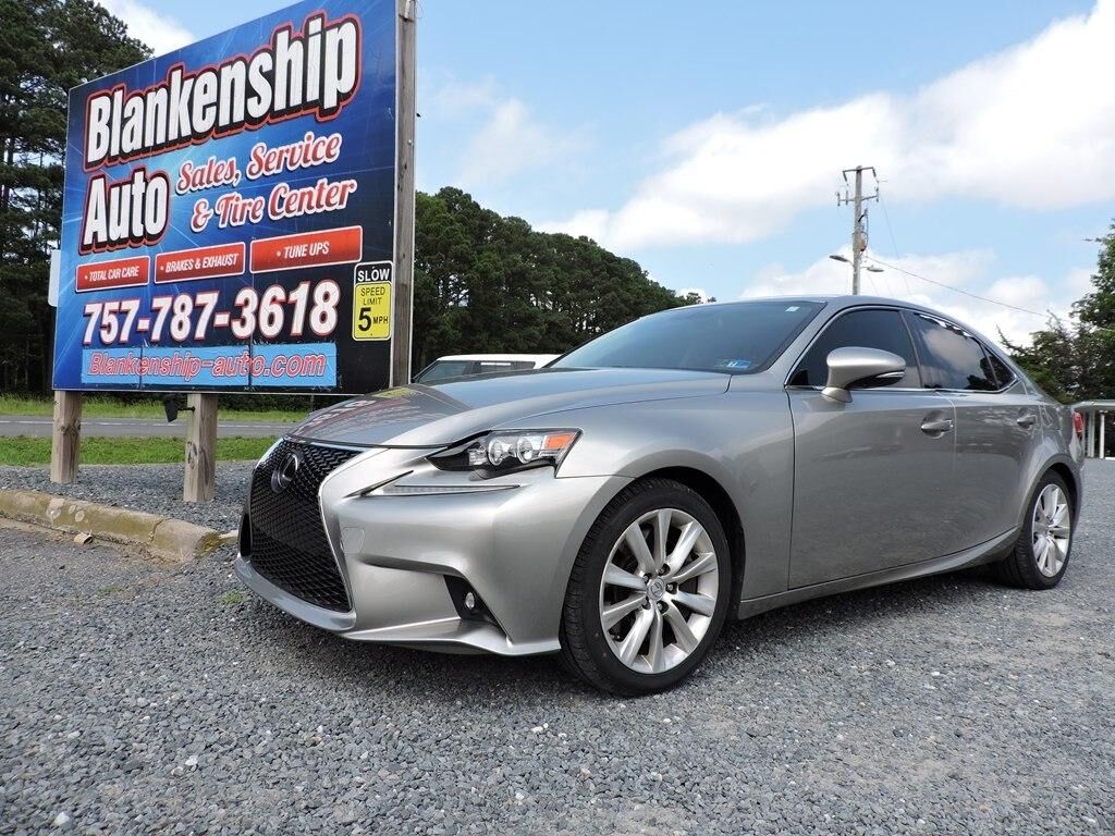2016 LEXUS IS