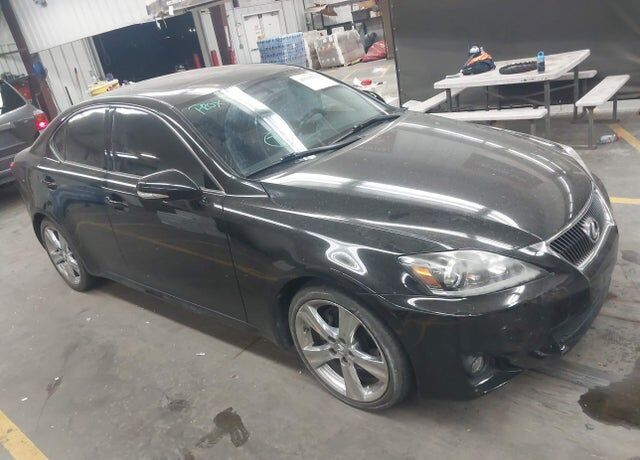 2013 LEXUS IS