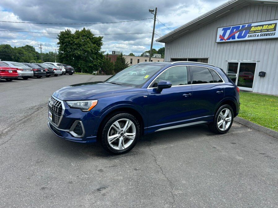 2022 Audi Q3