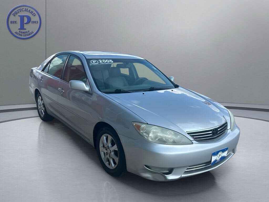 2005 TOYOTA Camry