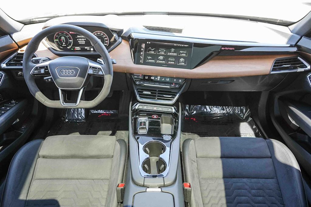 2024 Audi e-tron GT