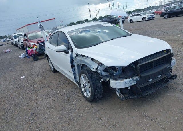2019 FORD Fusion
