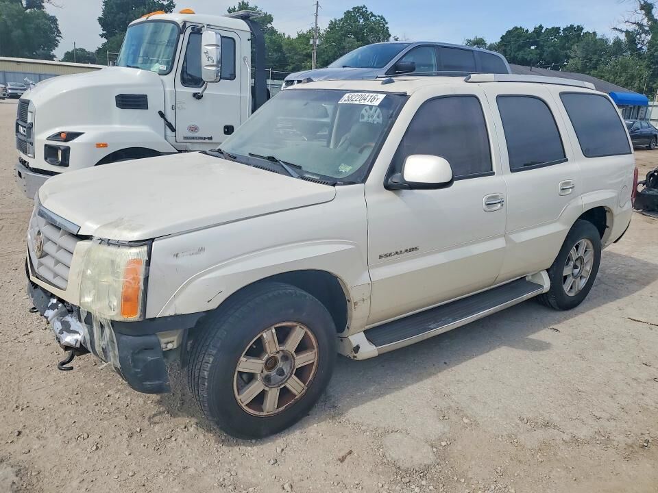 2004 CADILLAC Escalade