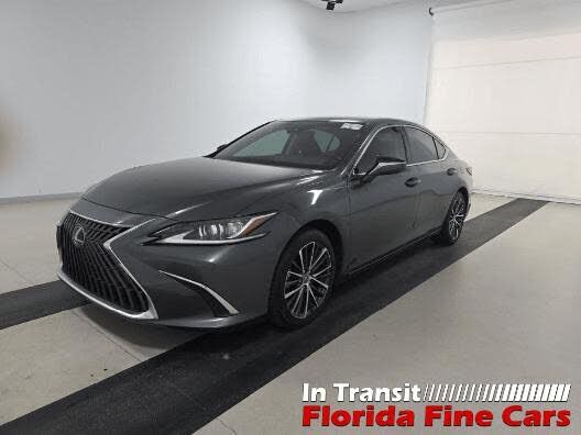 2022 LEXUS ES