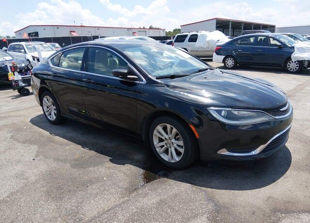2015 CHRYSLER 200